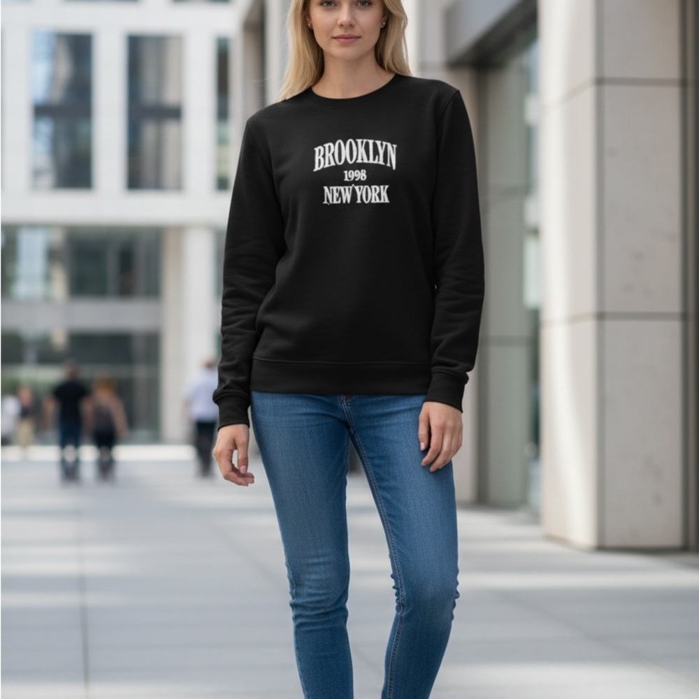 Black Brooklyn New York crew neck   Size medium used